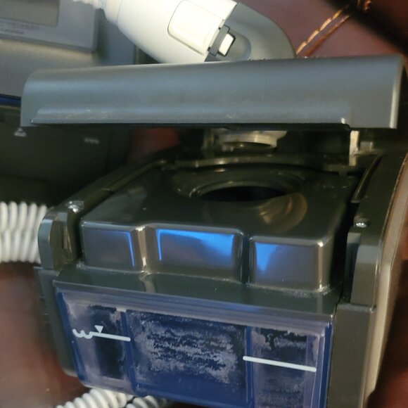 Philips Respironics Remstar Pro C-Fex + (system one) with Accessories - Picture 13 of 14